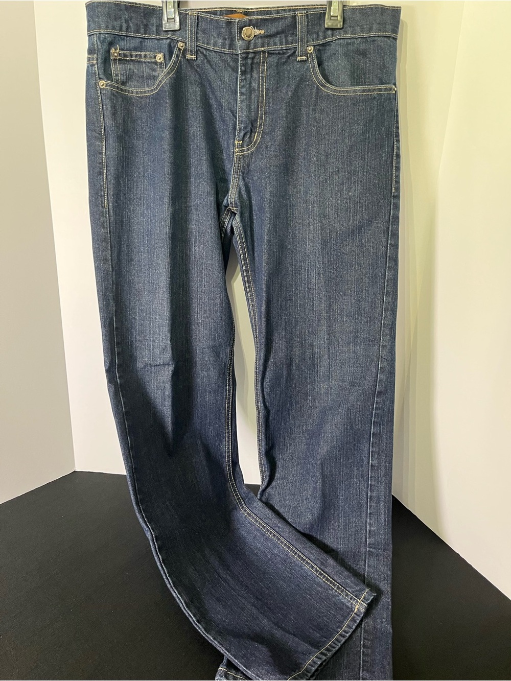 Men's Straight-Leg Denim Jeans in Dark Blue